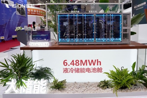 固態(tài)電池首次揭曉！雄韜股份新品亮相CIBF2025