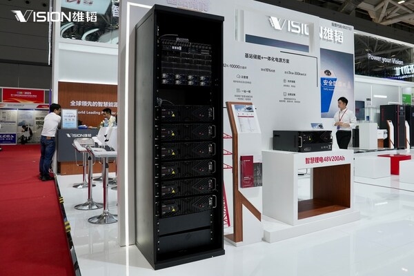 固態(tài)電池首次揭曉！雄韜股份新品亮相CIBF2025